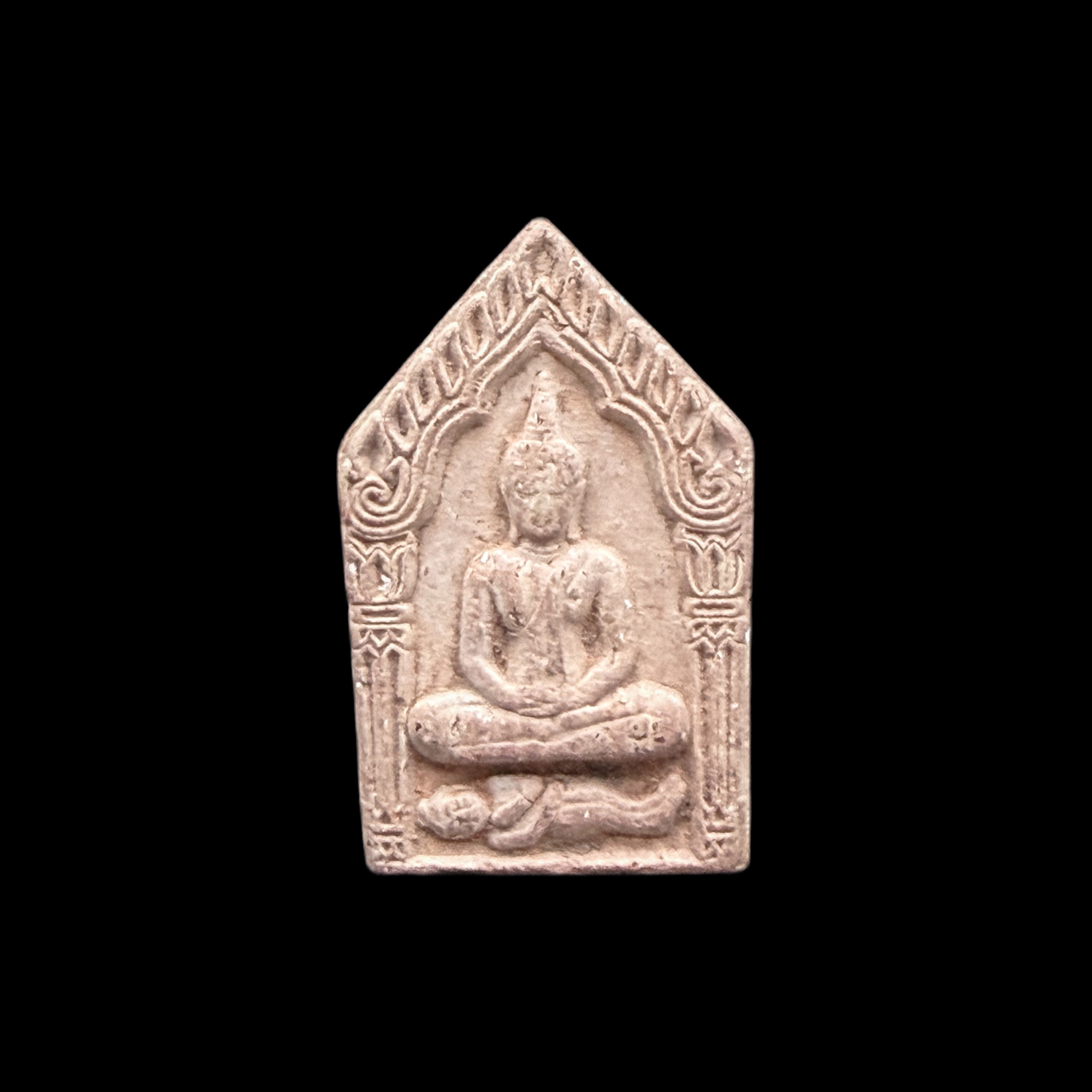 Khun Paen — Arched Pale Brown Relief, front view