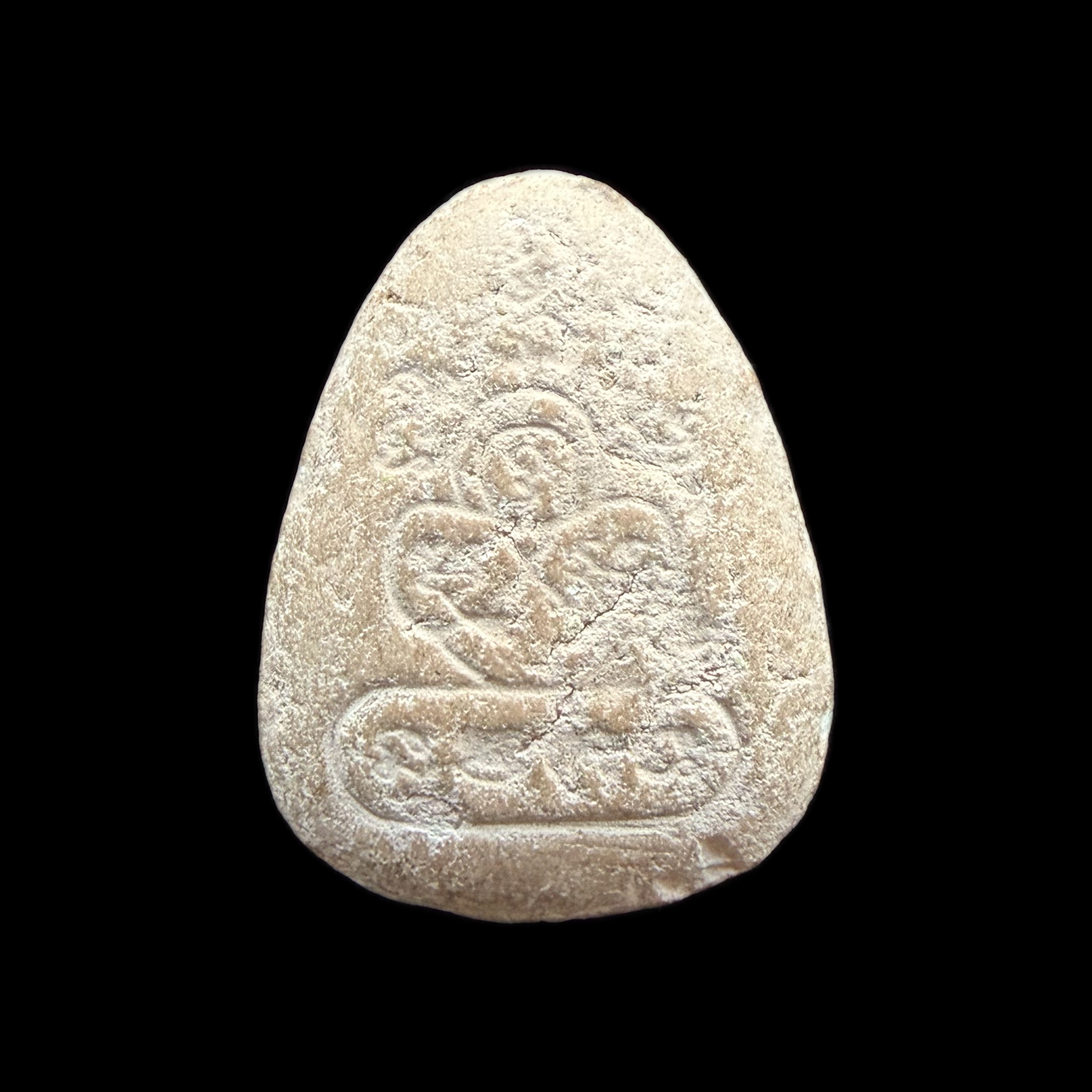 Phra Pidta — Pale Teardrop Yantra-Back Form, back view