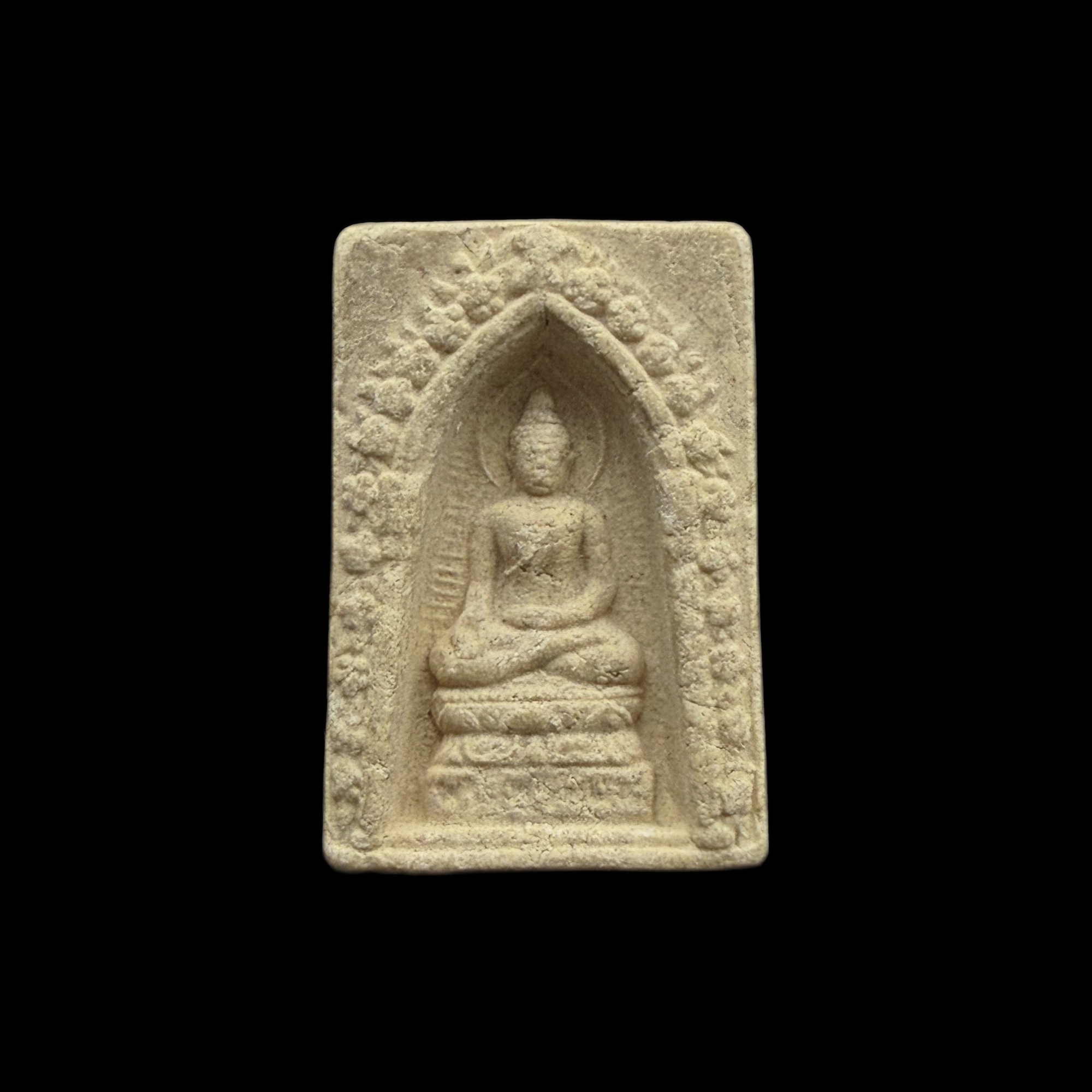 Phra Rod — Pale Rectangular Arched Relief, front view